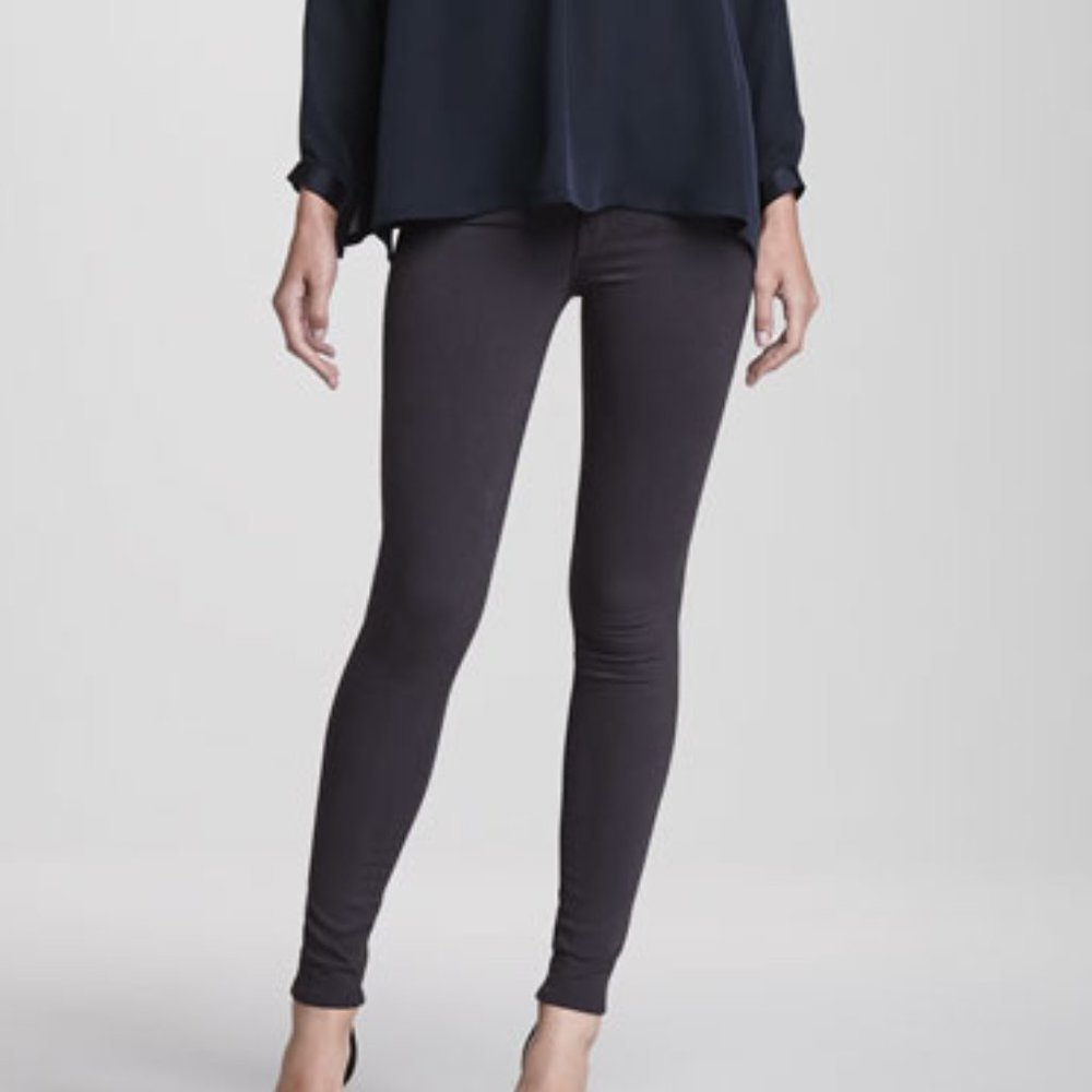 Vince Riley Stretch Legging in Storm, Size 26